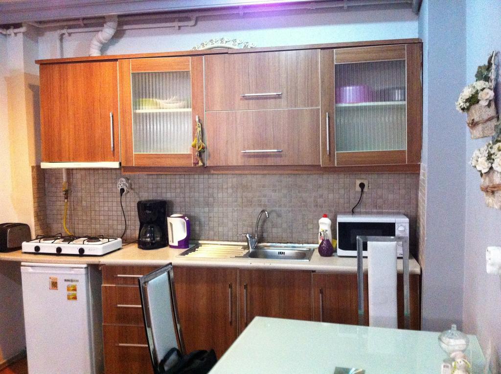 Naz 40 Aparthotel Истанбул Стая снимка
